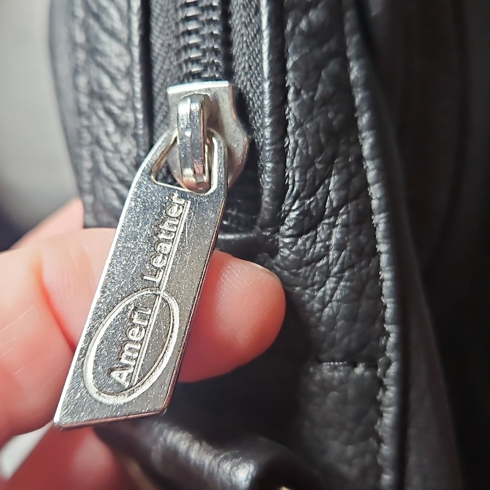 Ameri Bag Black Leather Backpack Missing Strap - image 6